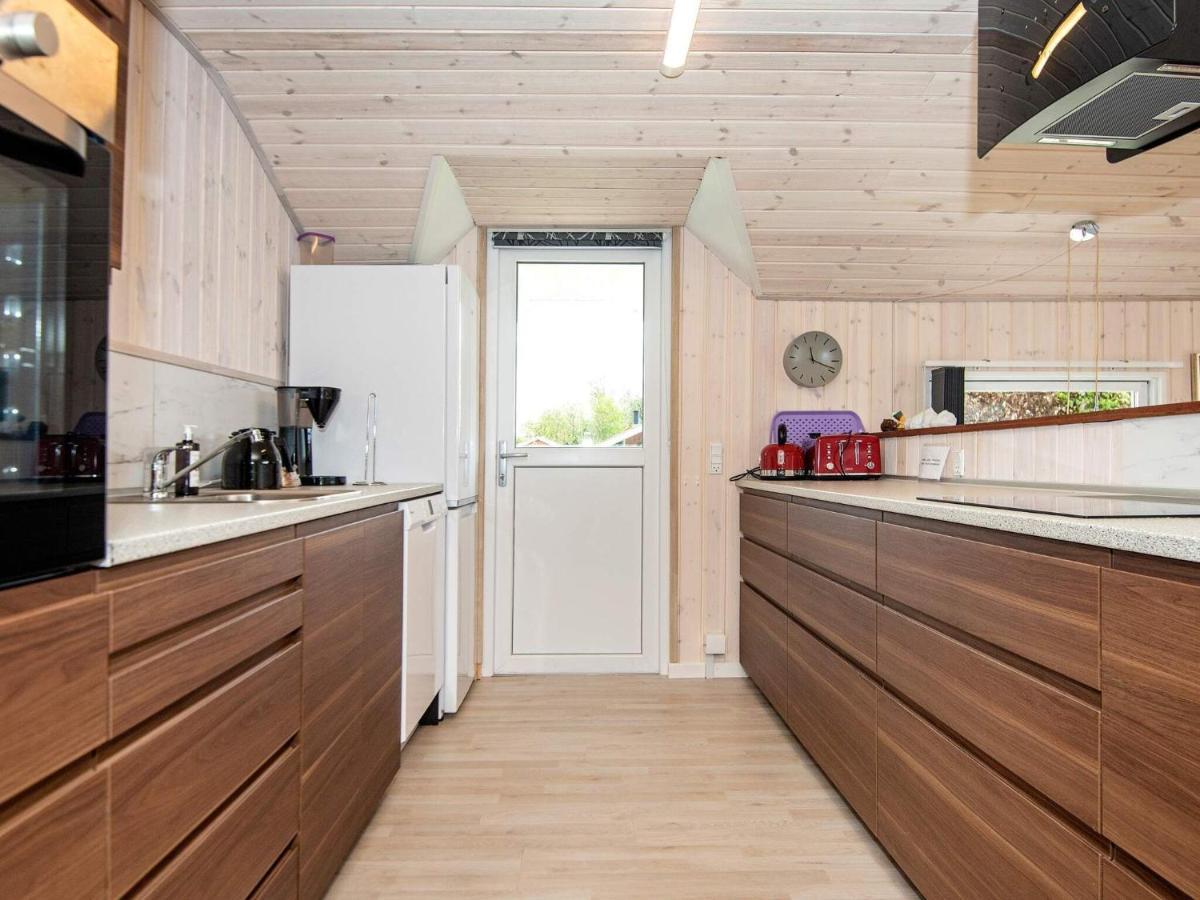 8 Person Holiday Home In Hejls Buitenkant foto